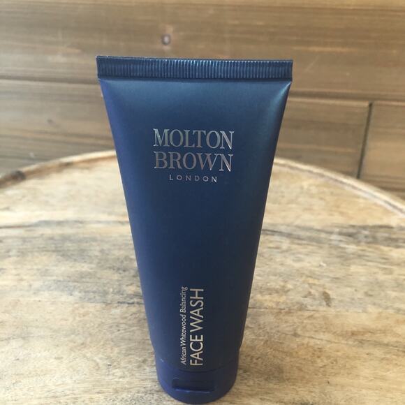 Molton Brown African Whitewood Balancing Face Wash 100mL - 3.3oz - Picture 2 of 6